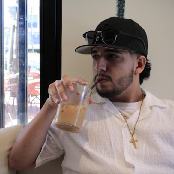 Meet your Posher, Angel - Picture 1 of 1